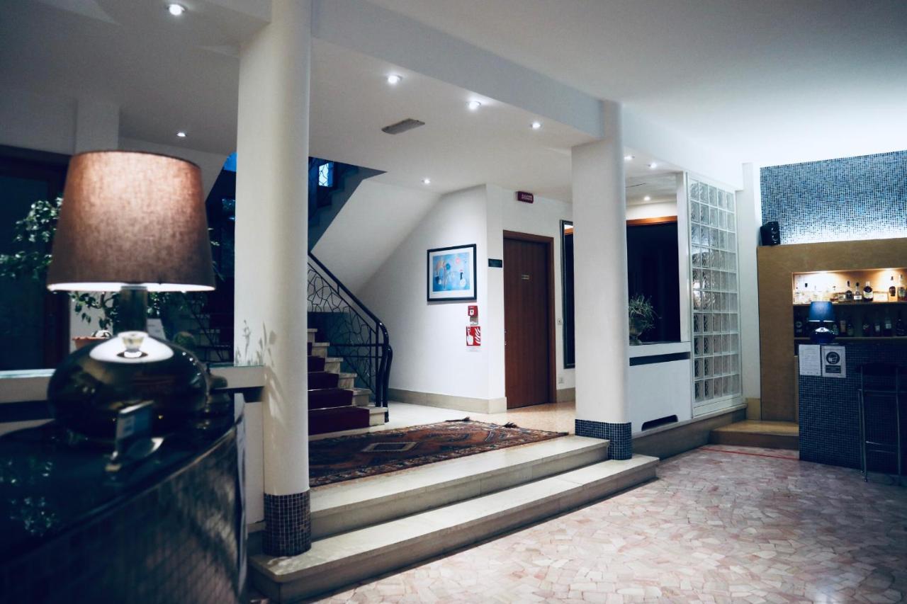 Hotel All'Oasi Paese Luaran gambar