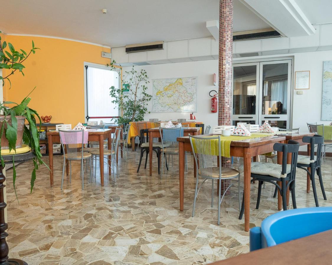 Hotel All'Oasi Paese Luaran gambar